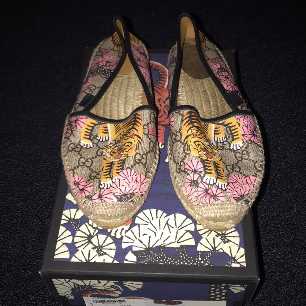 Gucci flat espadrilles